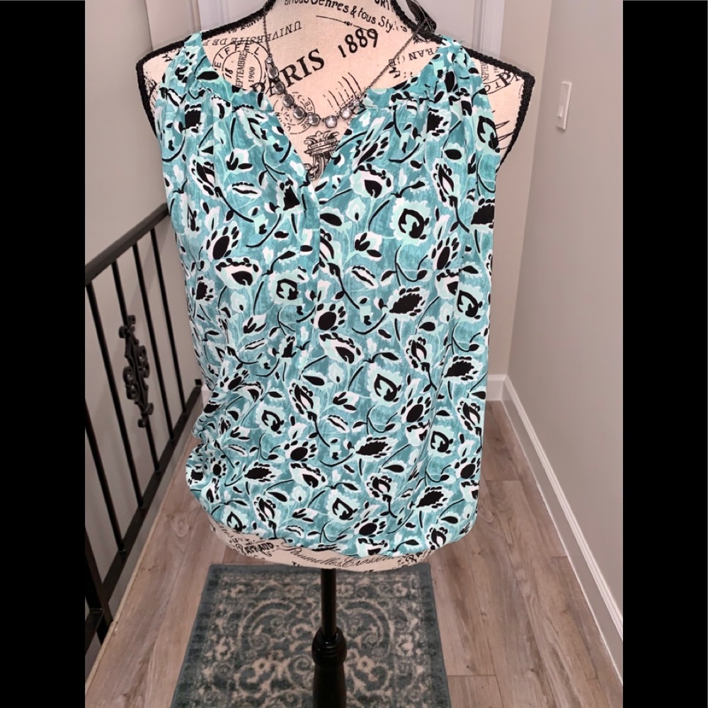 Ann Taylor Loft sleeves blouse floral green
